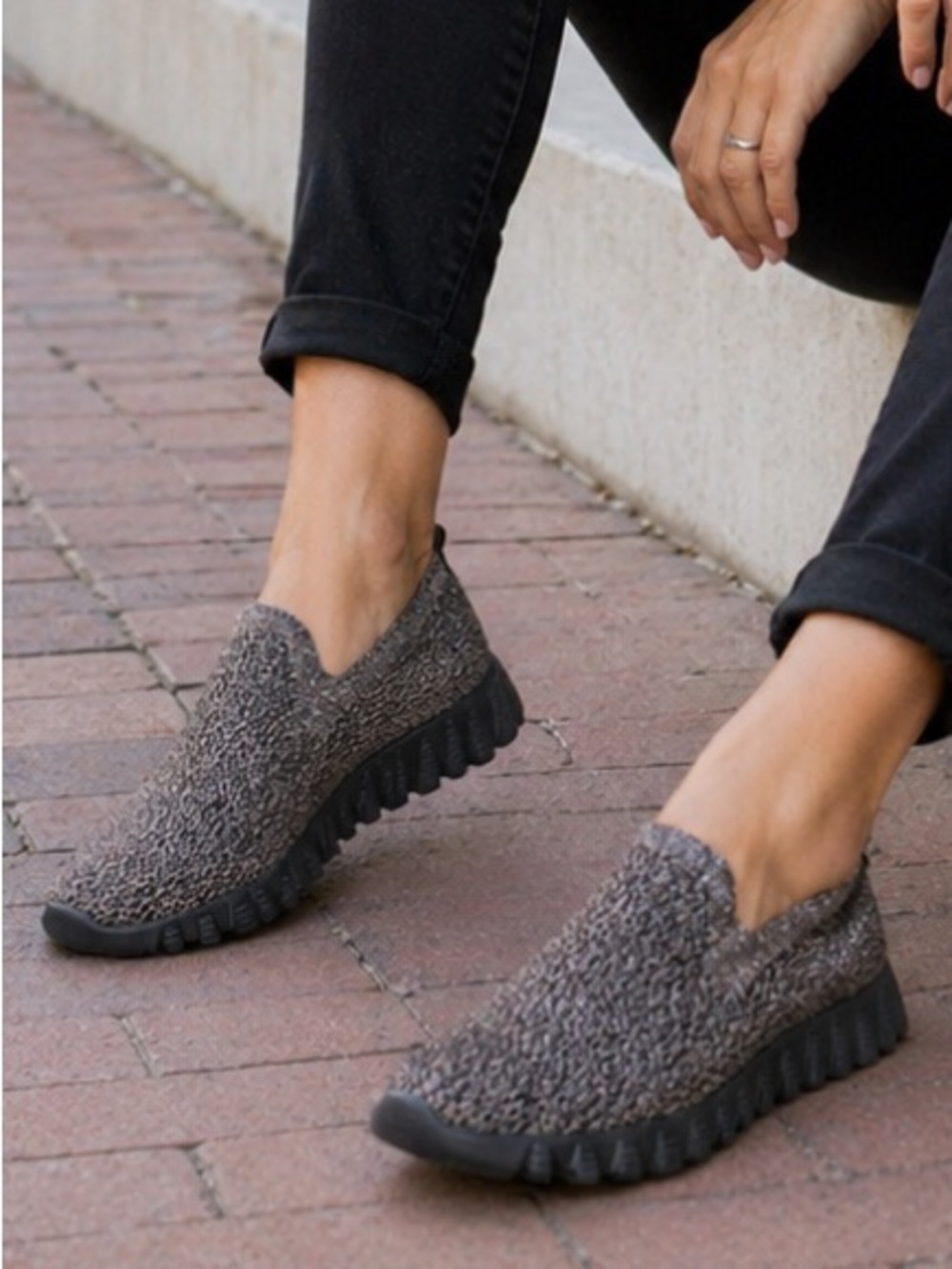 Bernie Mev Orly Slip-On Sneakers Comfort Walking Gunmetal Metallic US 7.5-8 NWT